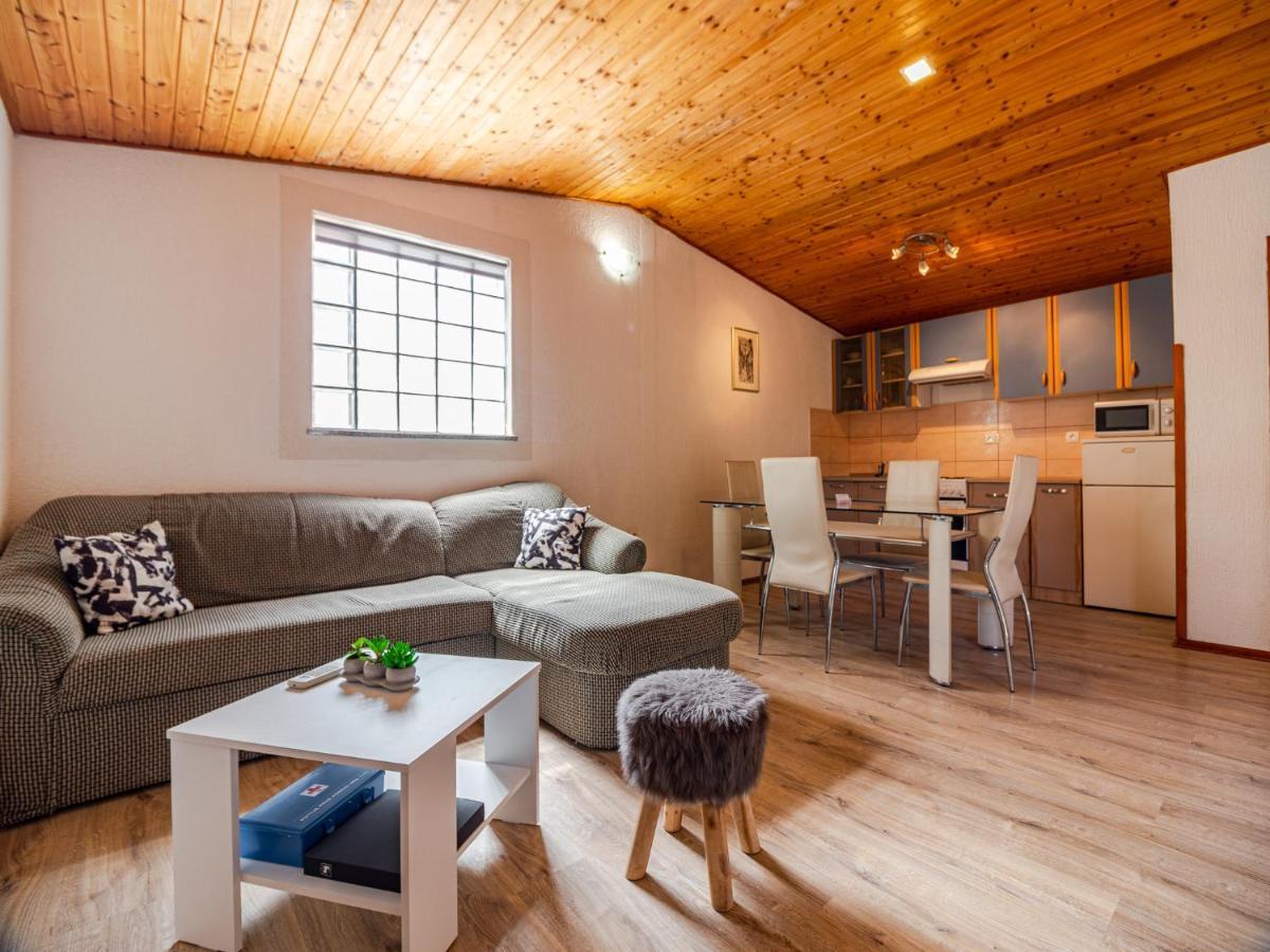 Apartmani Arijana Medulin Buitenkant foto