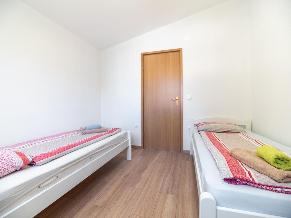 Apartmani Arijana Medulin Buitenkant foto