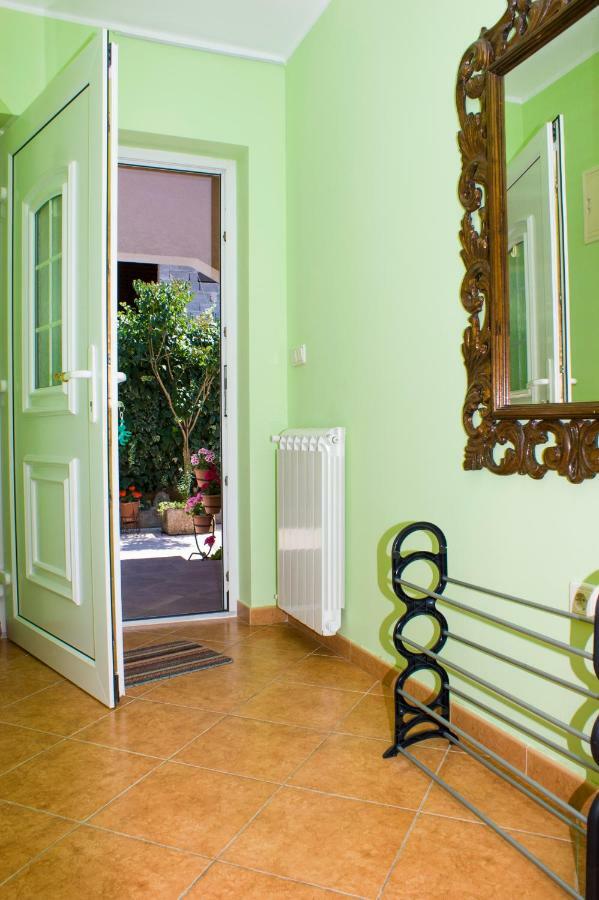 Apartmani Arijana Medulin Buitenkant foto