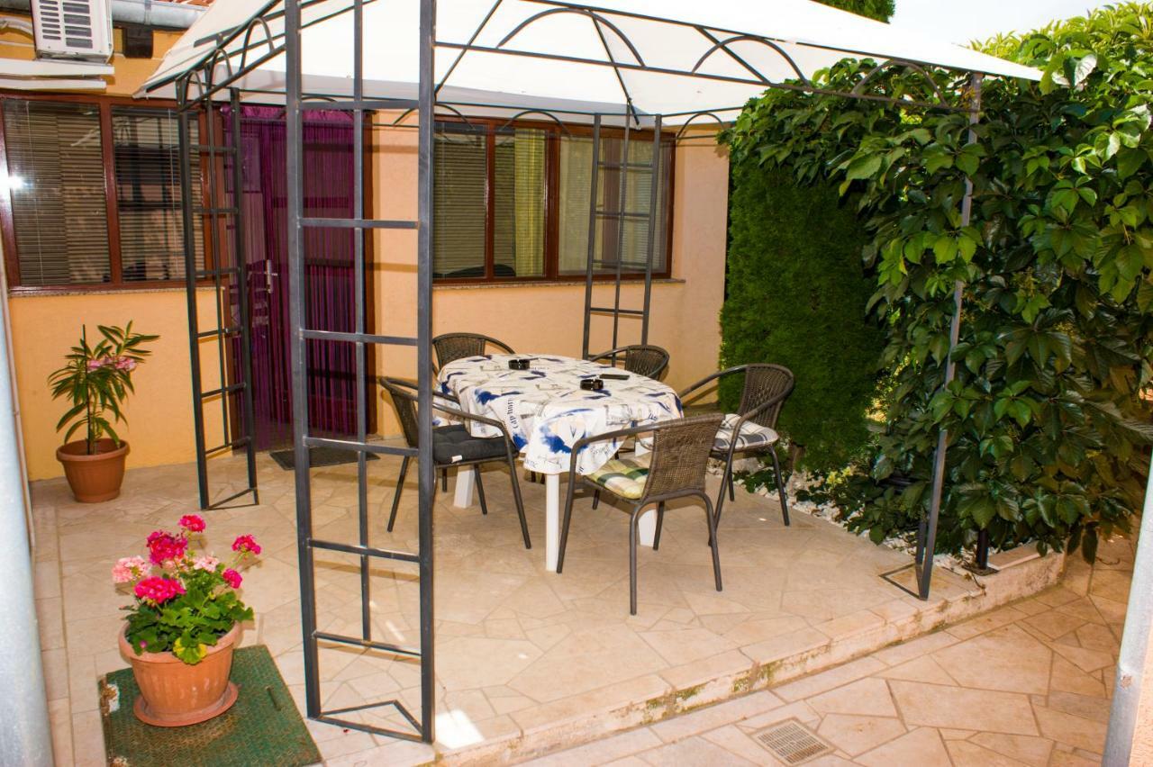 Apartmani Arijana Medulin Buitenkant foto